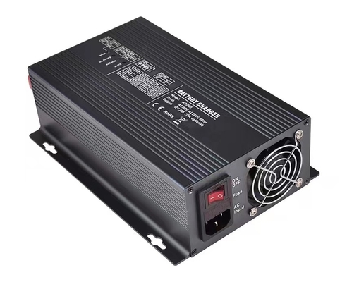 شارژر باتری 12V 30A Lifepo4 شارژر باتری AC DC برای باتری های لیتیوم آهن فسفات