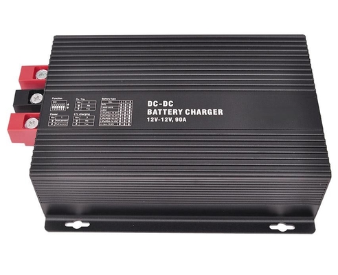 شارژر باتری 12V 30A DC با 390W Pvmax محافظت از قطب معکوس درجه ضد آب IP20/IP65