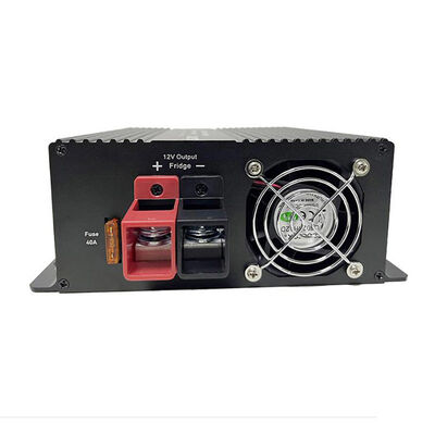 شارژر باتری DC مناسب برای باتری‌های لیتیوم آهن فسفات با سیستم مدیریت باتری یکپارچه که شارژ ایمن را تضمین می‌کند.